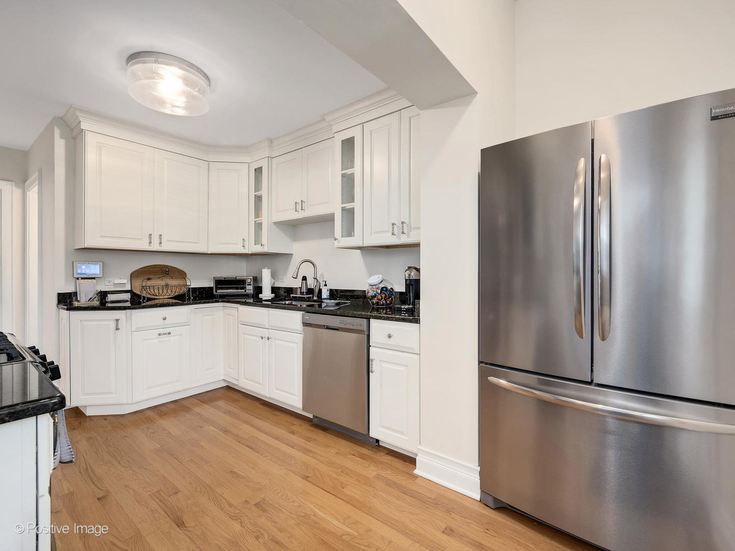 1011 N Washington Street, Wheaton, IL 60187
