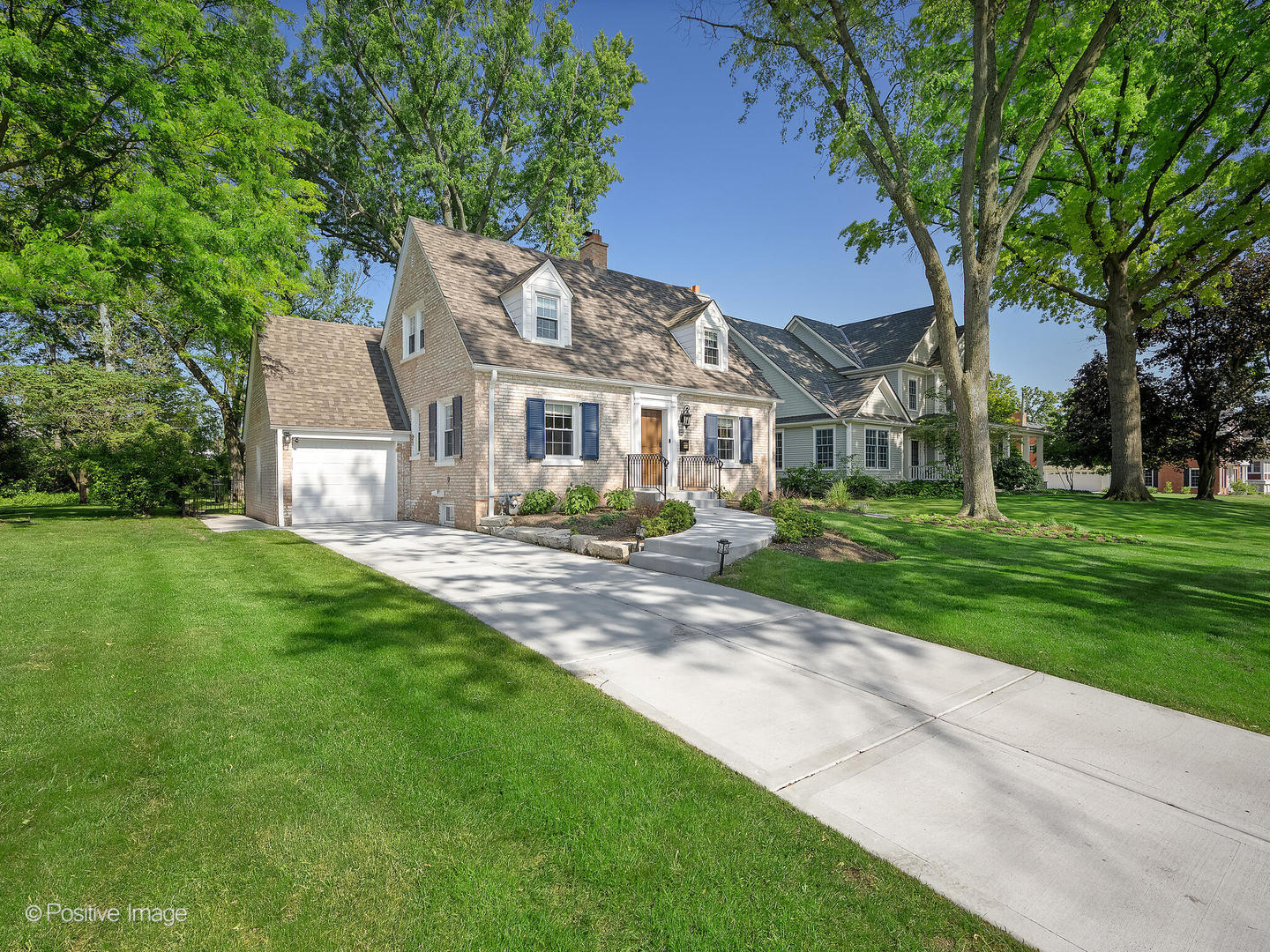 1011 N Washington Street, Wheaton, IL 60187