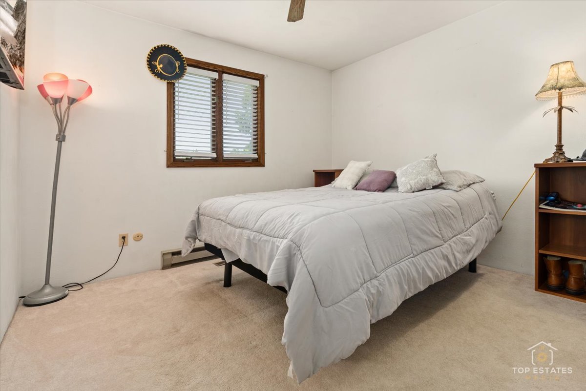 12455 W 33rd Street, Beach Park, IL 60099