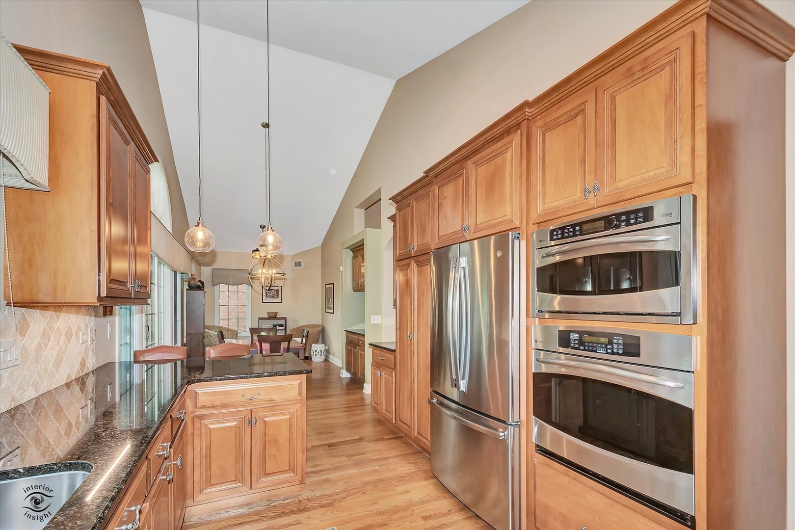 20400 Mackinac Point Drive, Frankfort, IL 60423