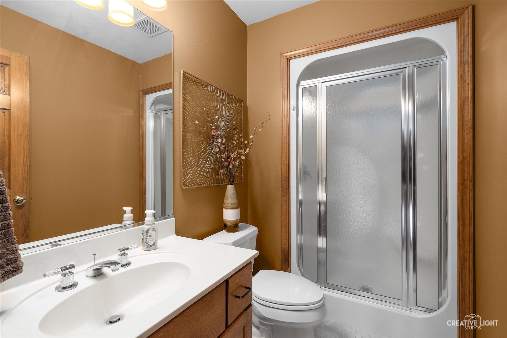 26 Chippewa Court, Oswego, IL 60543