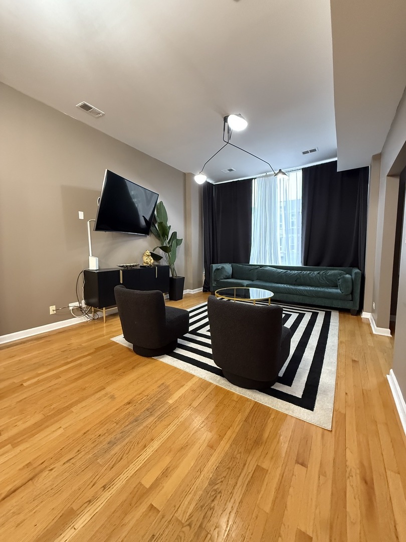 2620 W North Avenue #2, Chicago, IL 60647