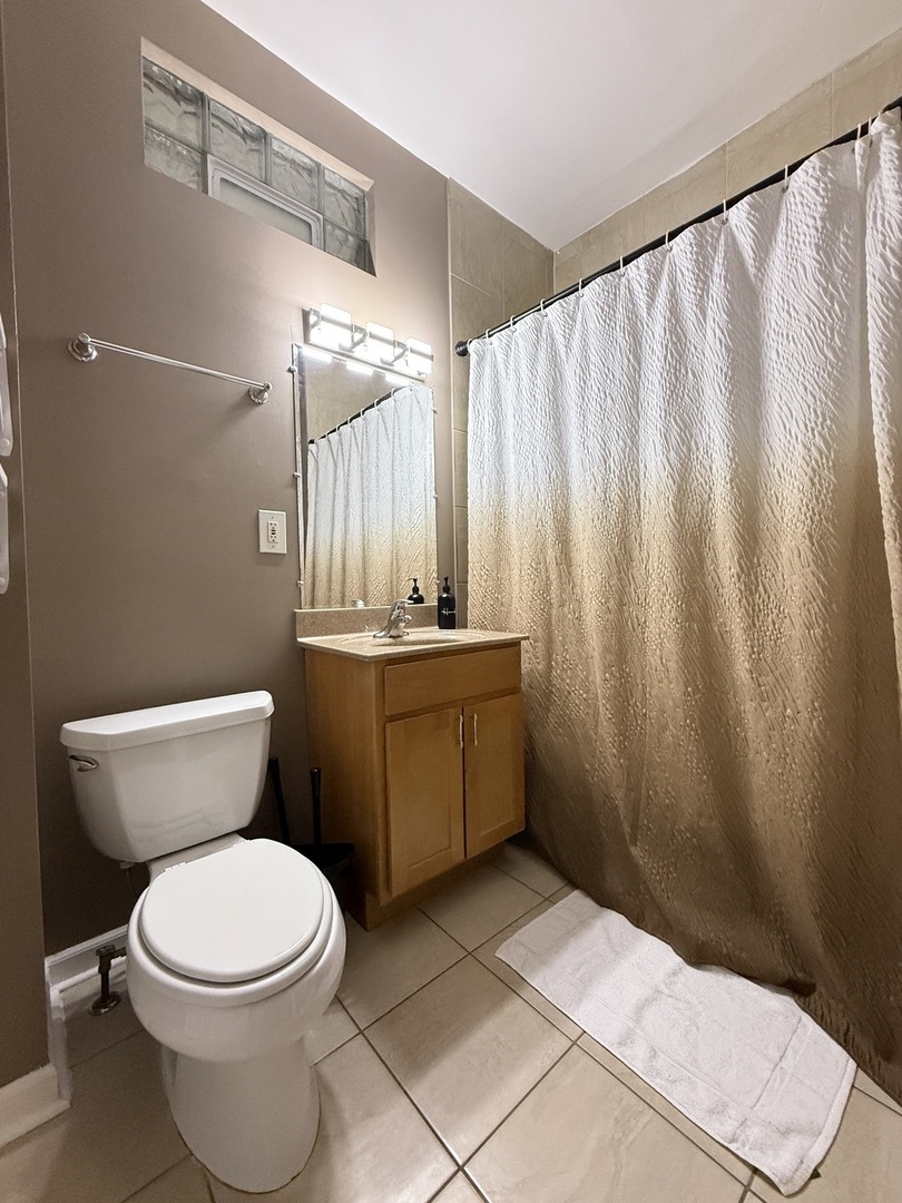 2620 W North Avenue #2, Chicago, IL 60647