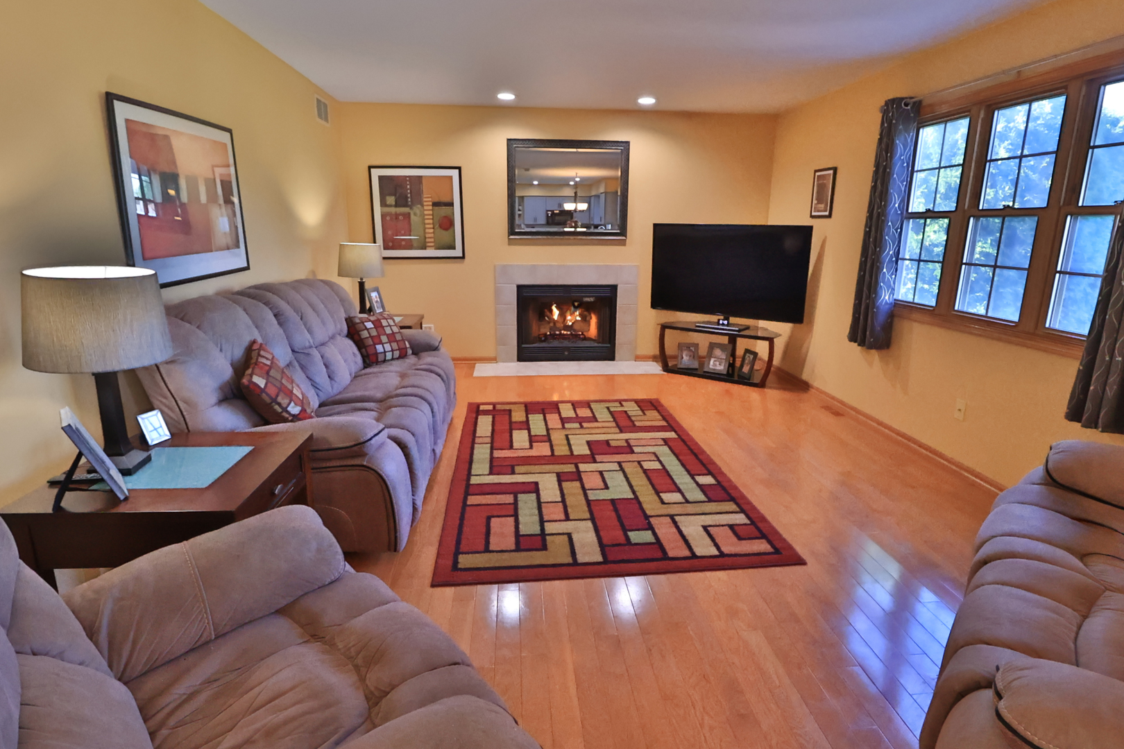 523 Jaquays Street, Lockport, IL 60441