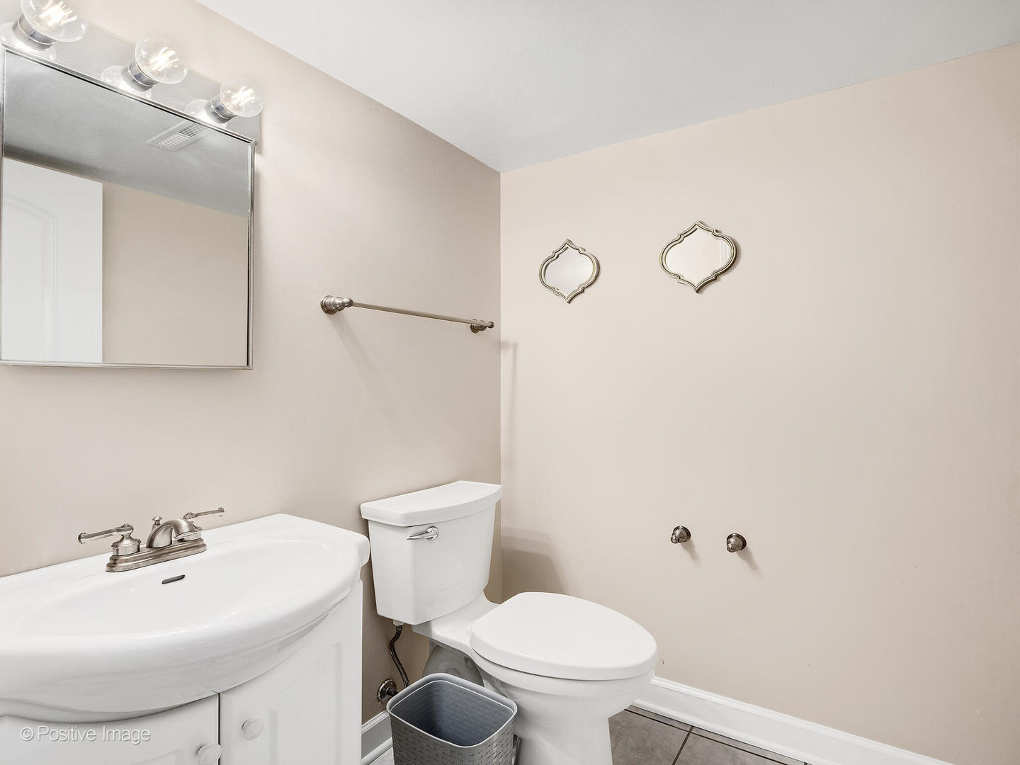 625 N Dupage Avenue, Addison, IL 60101