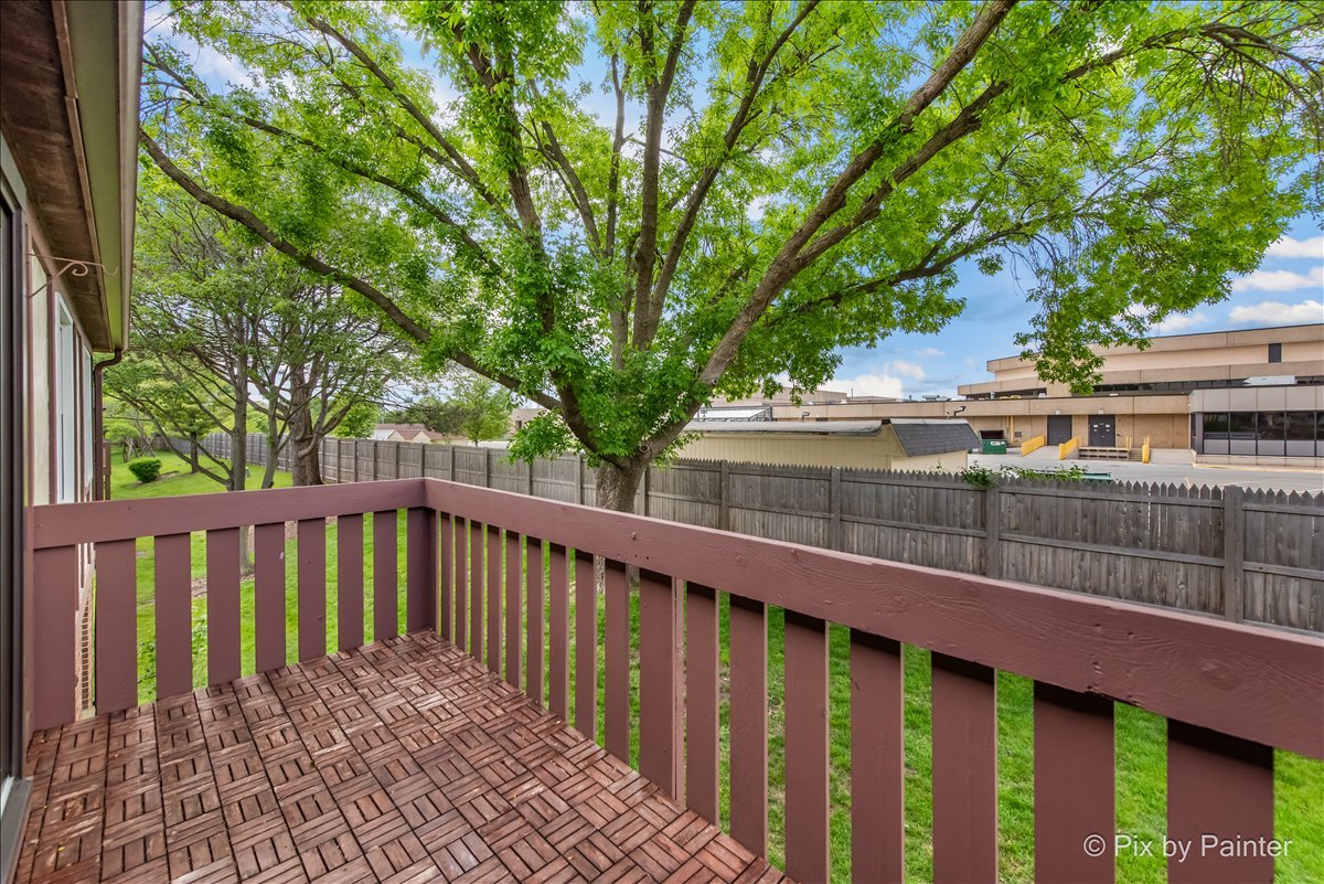 2800 Northampton Drive #A2, Rolling Meadows, IL 60008