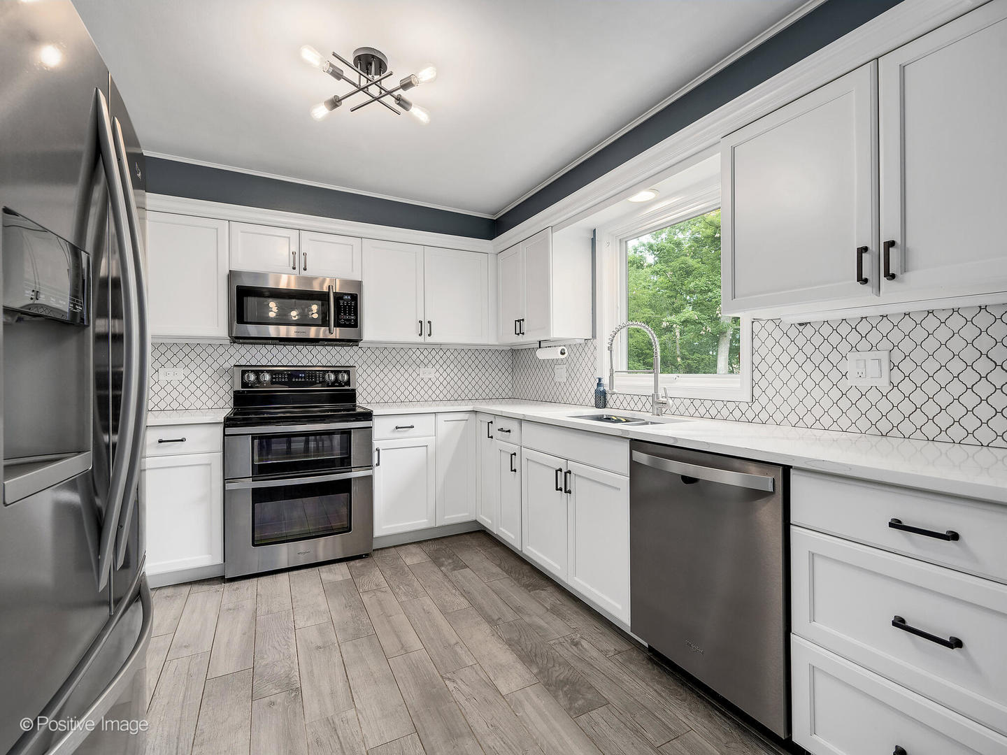 27W410 Manchester Road, Winfield, IL 60190