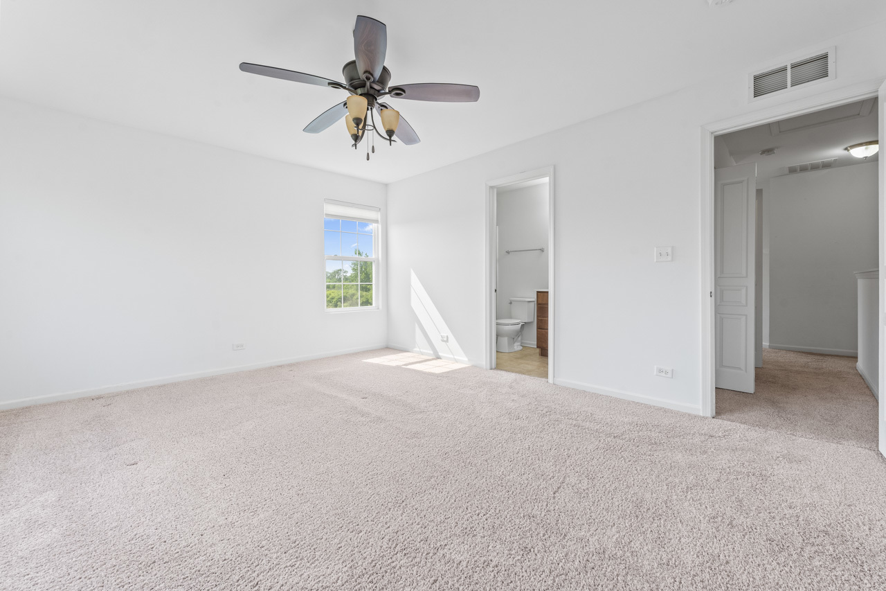 1082 Piccolo Lane, Volo, IL 60073