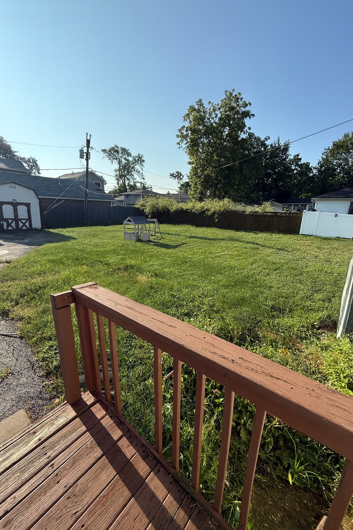 15921 Long Avenue, Oak Forest, IL 60452