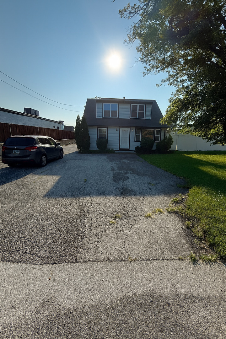 15921 Long Avenue, Oak Forest, IL 60452