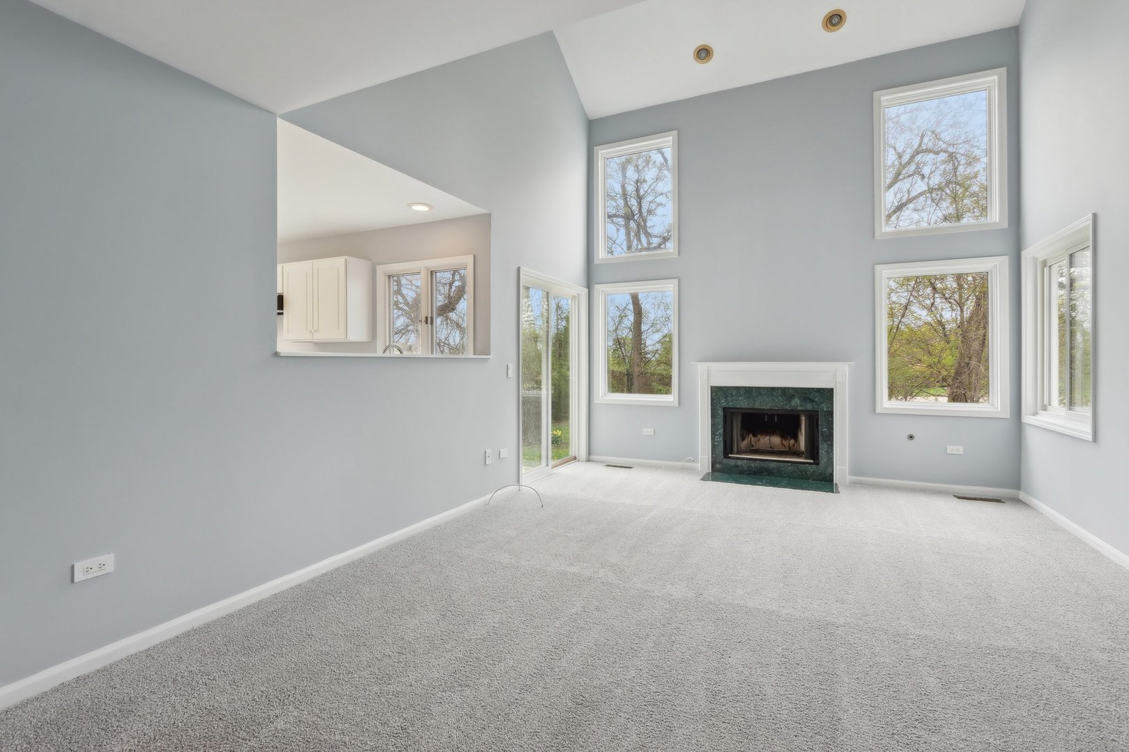 1173 Lamb Lane, Gurnee, IL 60031