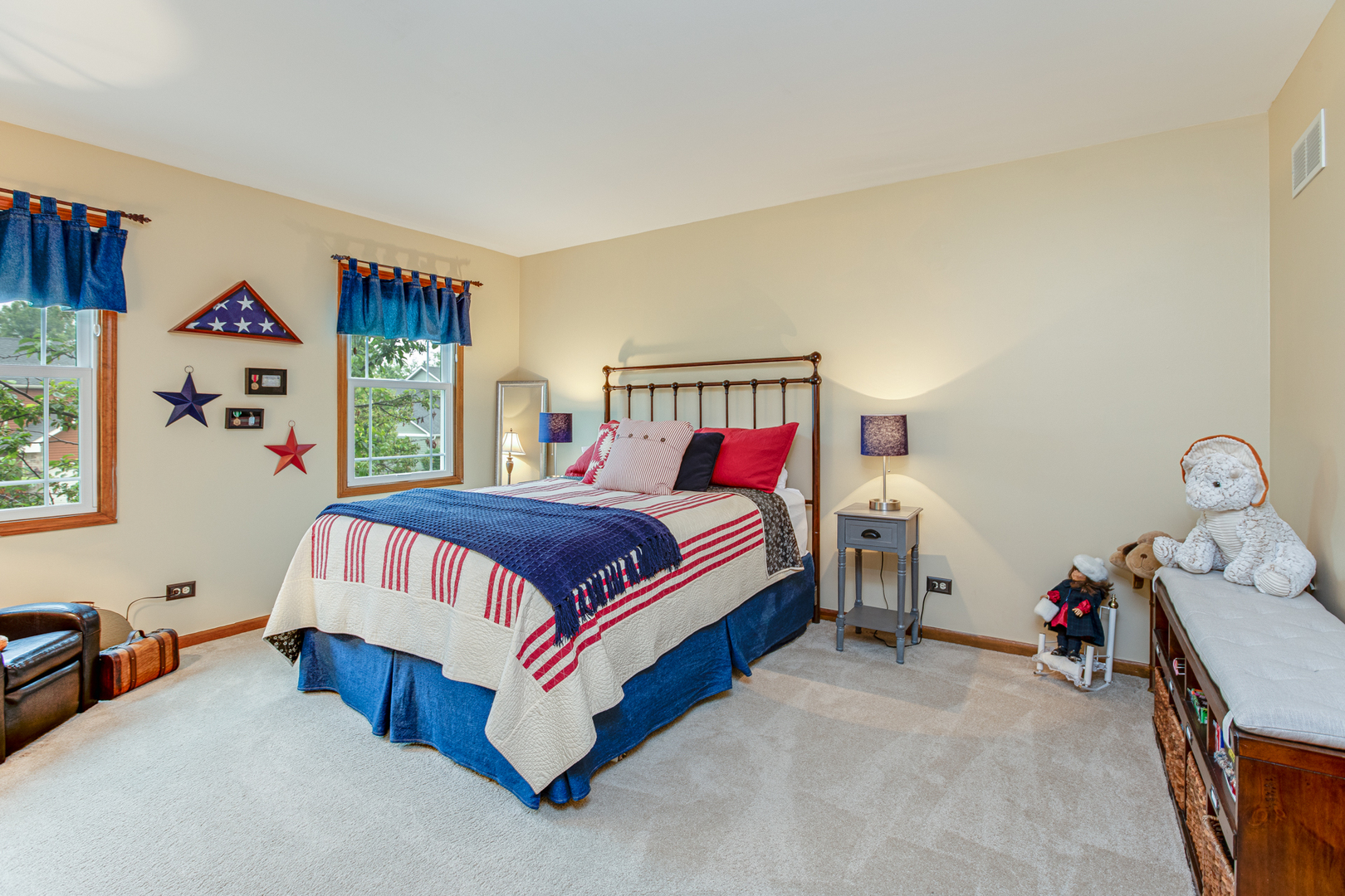 27W317 Victoria Lane, Winfield, IL 60190