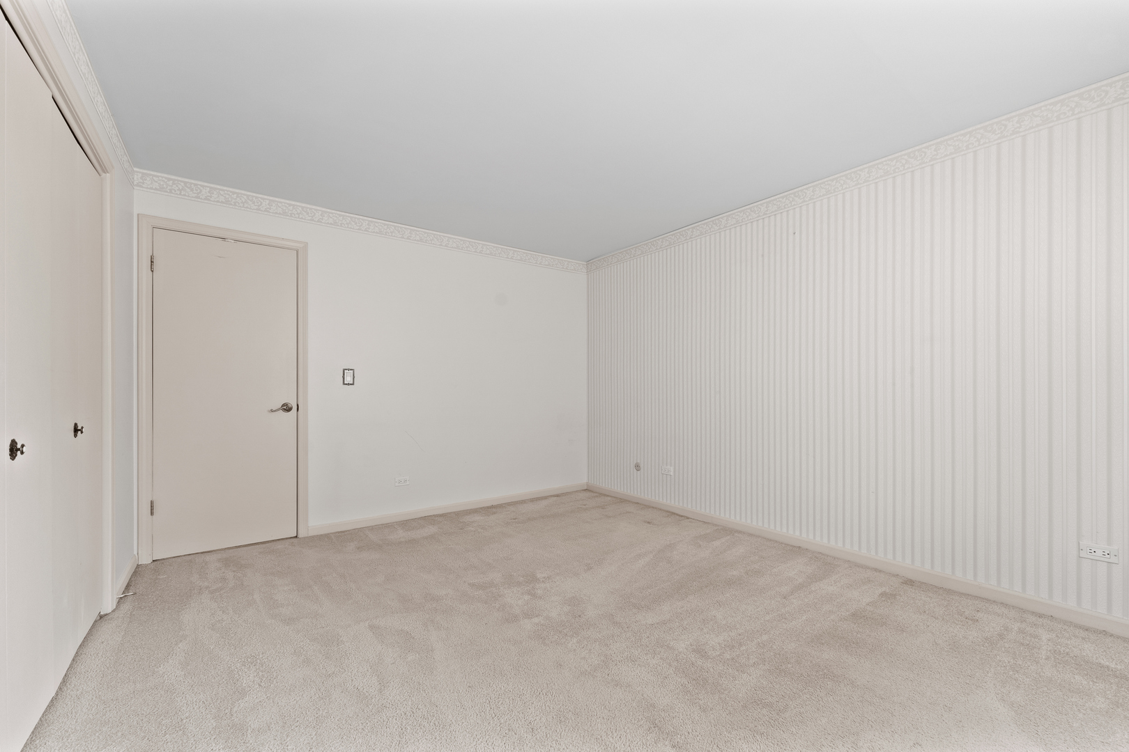 2155 N Harlem Avenue #205, Chicago, IL 60707