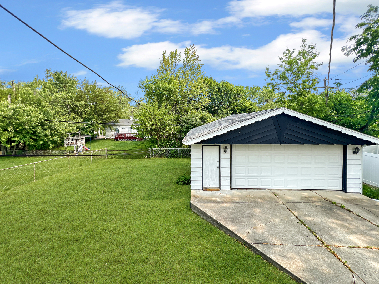 2519 Apache Avenue, Sauk Village, IL 60411