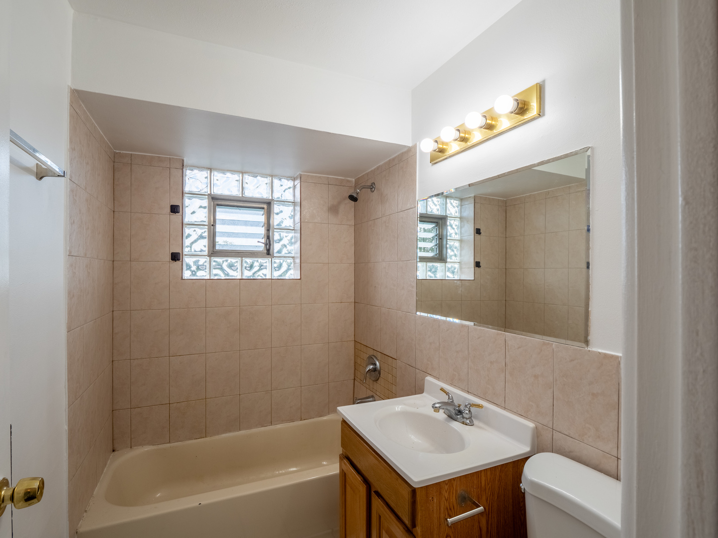 6862 W lode Drive #3A, Worth, IL 60482