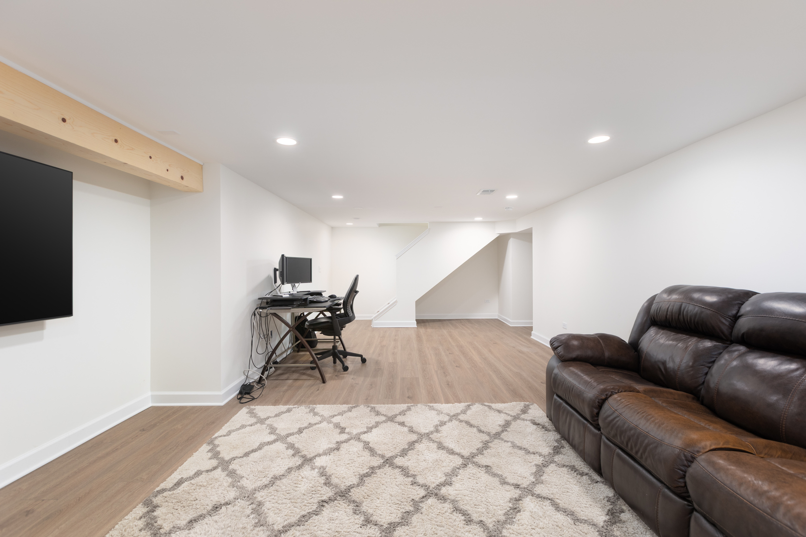 12 Pioneer Court, Oswego, IL 60543