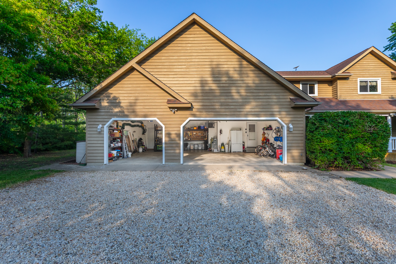 12 Pioneer Court, Oswego, IL 60543