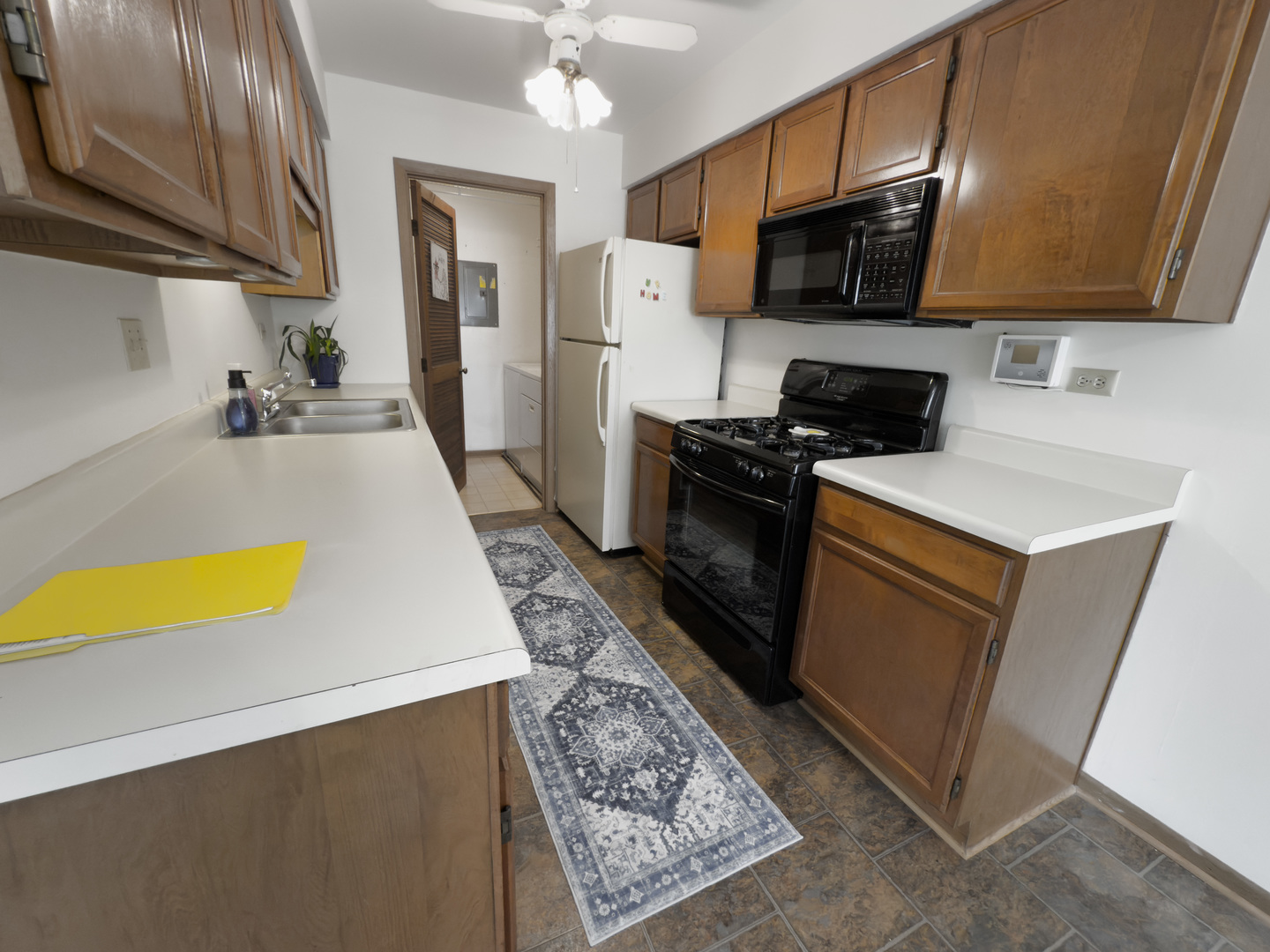 2205 Colorado Avenue #2205, Elgin, IL 60123