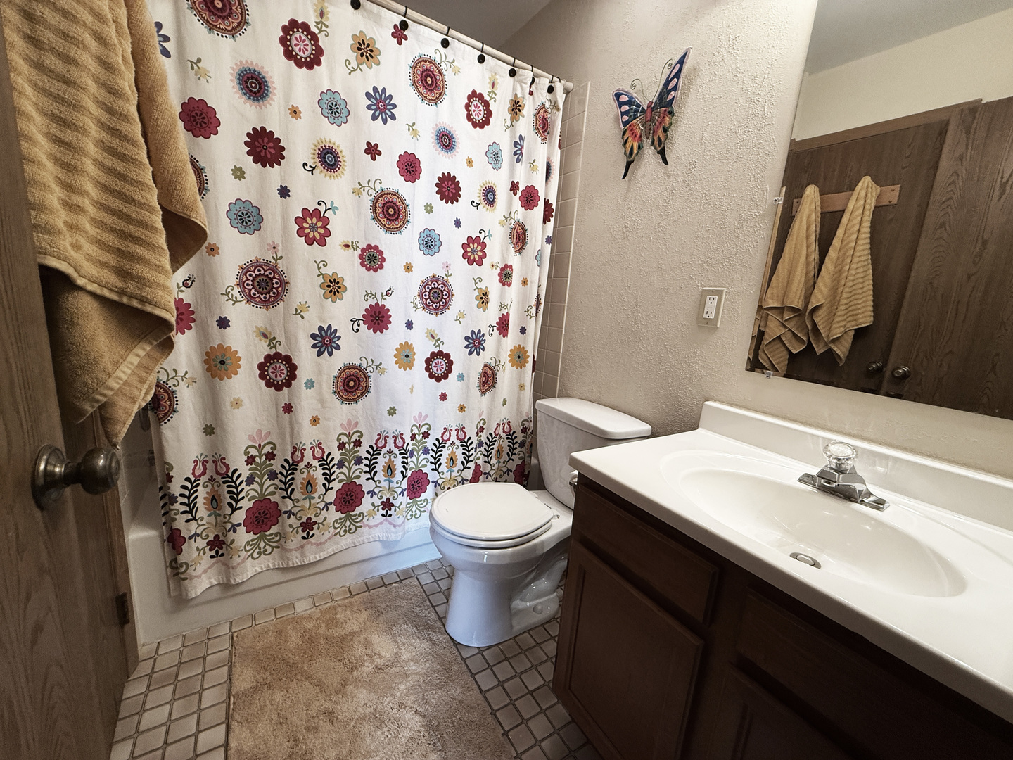 2205 Colorado Avenue #2205, Elgin, IL 60123