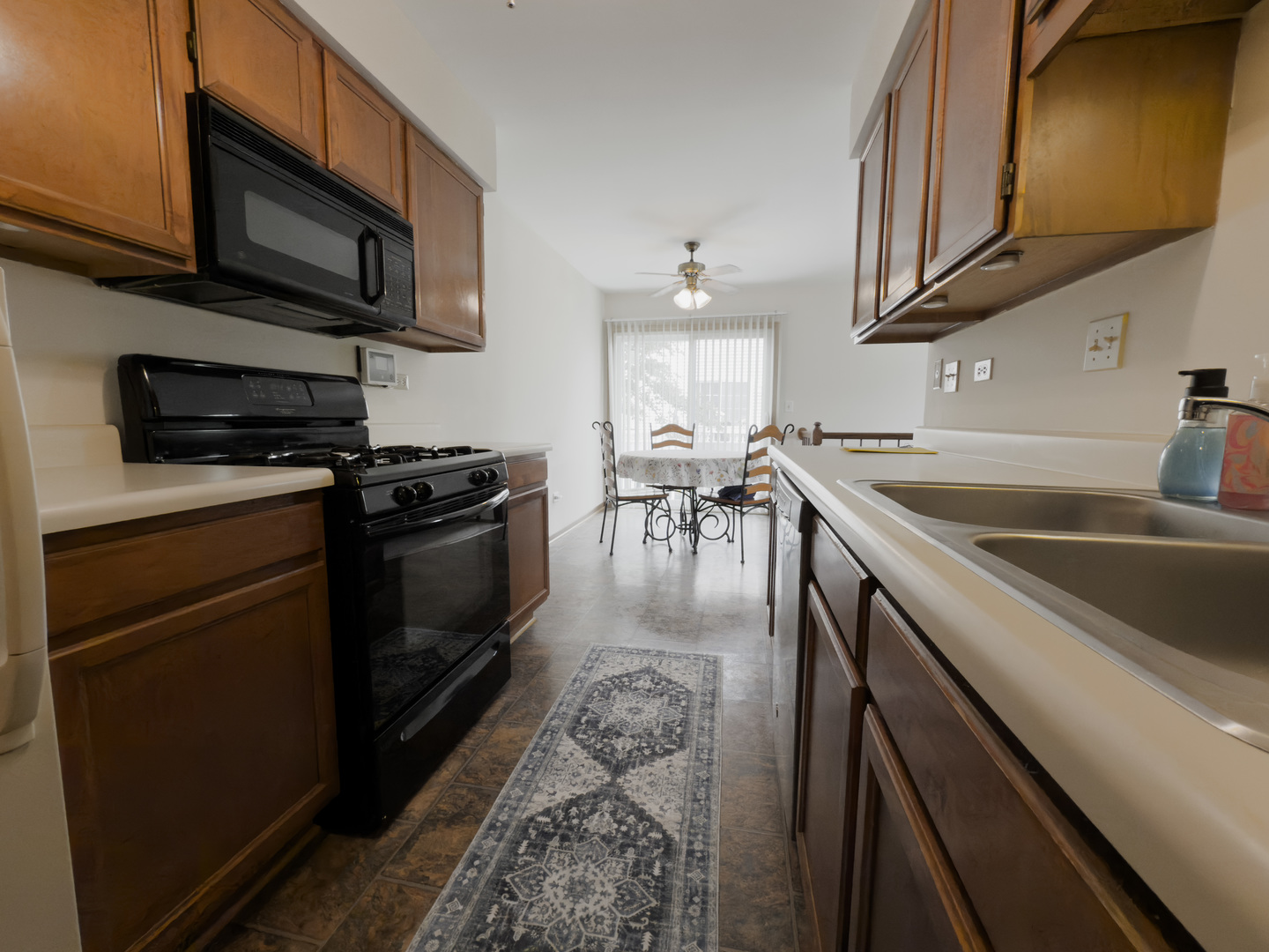 2205 Colorado Avenue #2205, Elgin, IL 60123