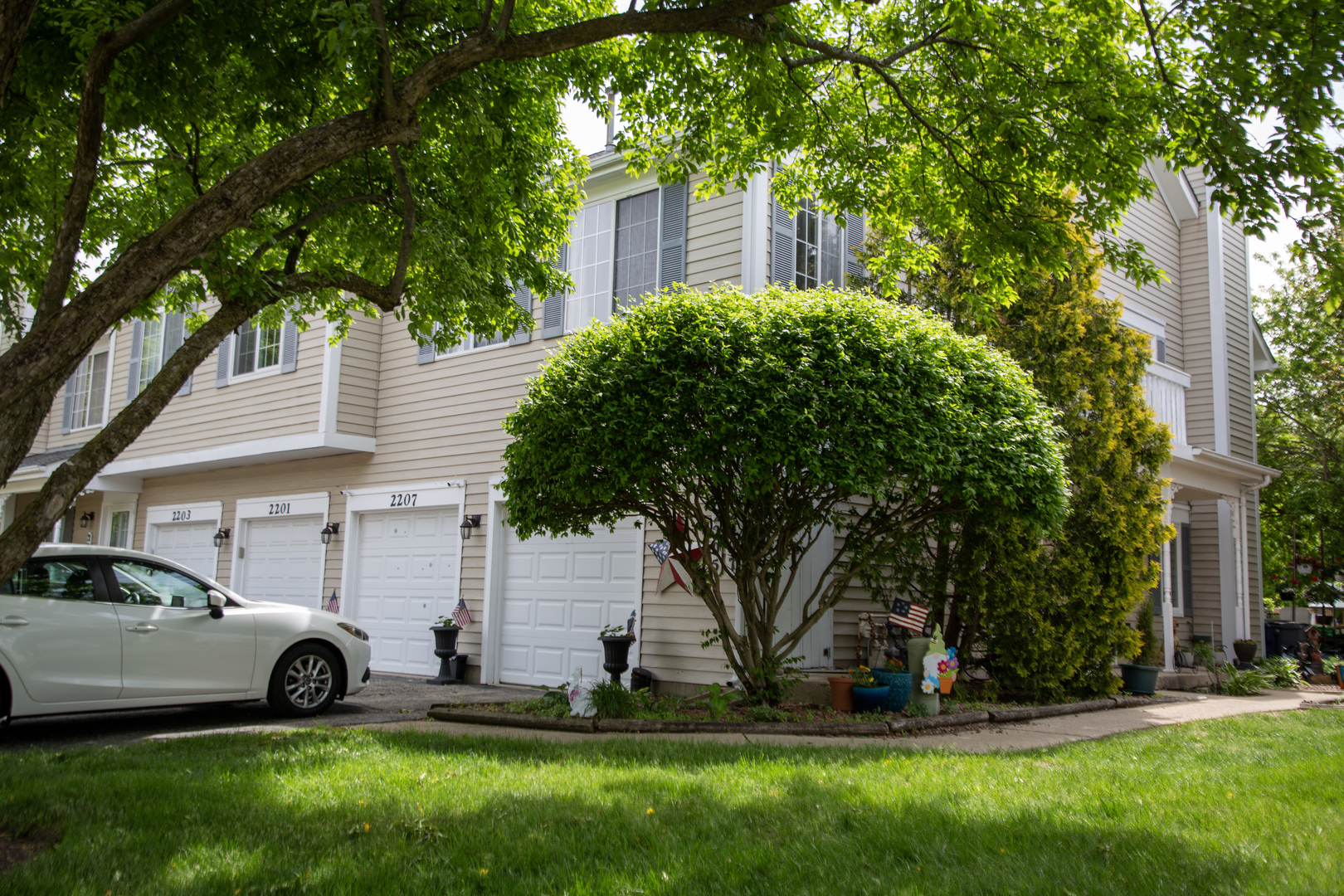 2205 Colorado Avenue #2205, Elgin, IL 60123