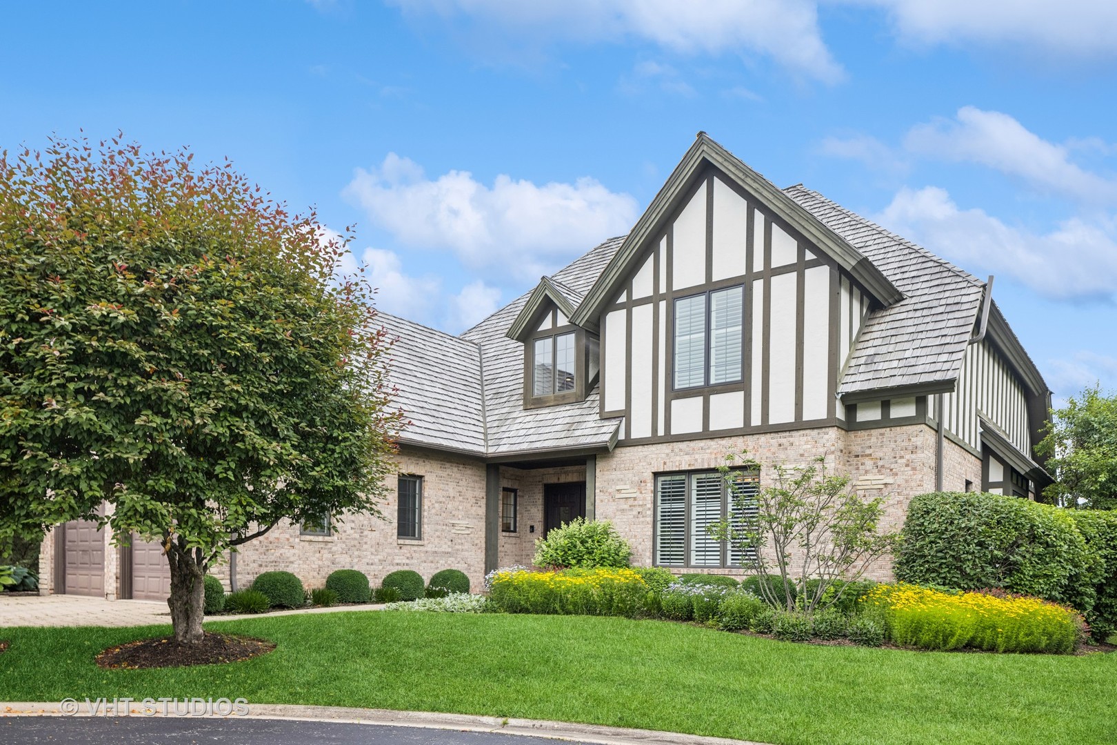 1101 Kenmare Drive, Burr Ridge, IL 60527