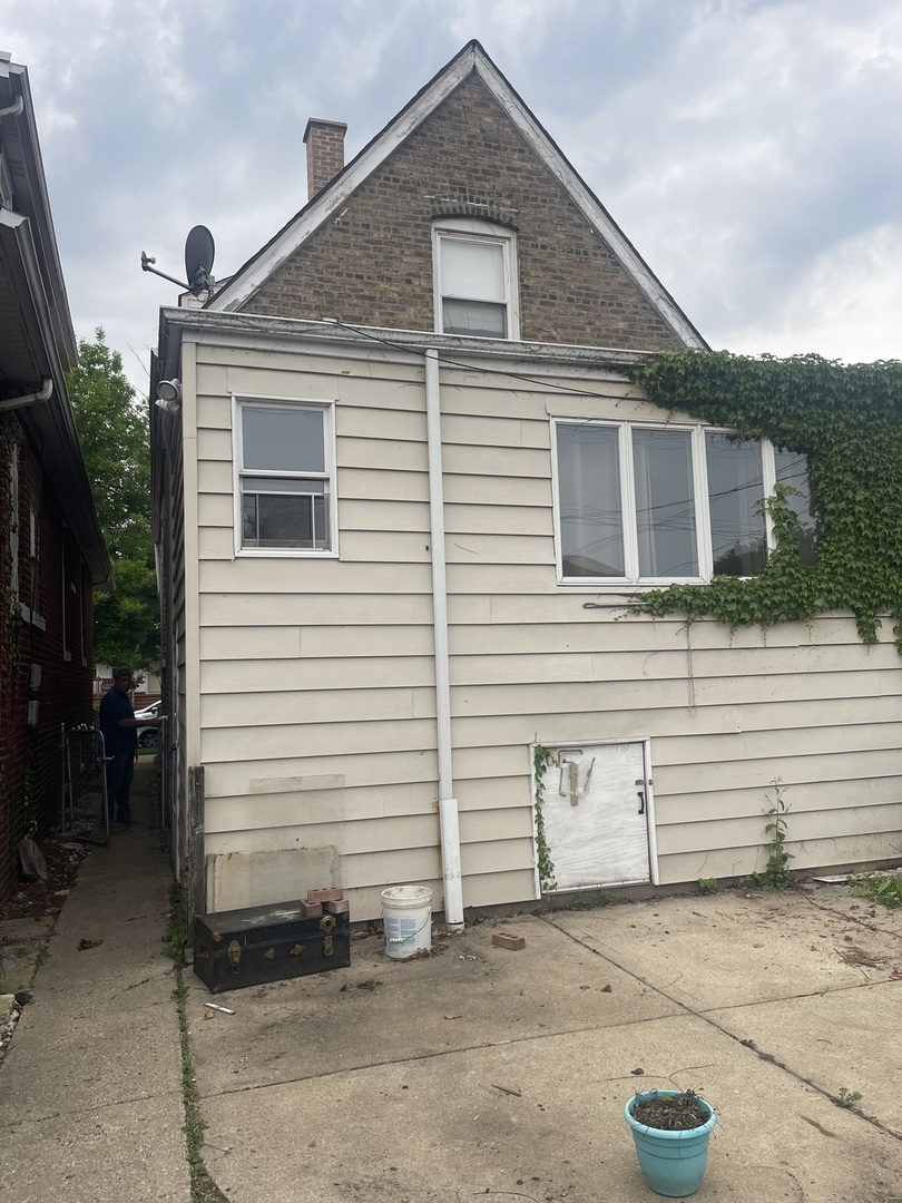 4121 N Moody Avenue, Chicago, IL 60634