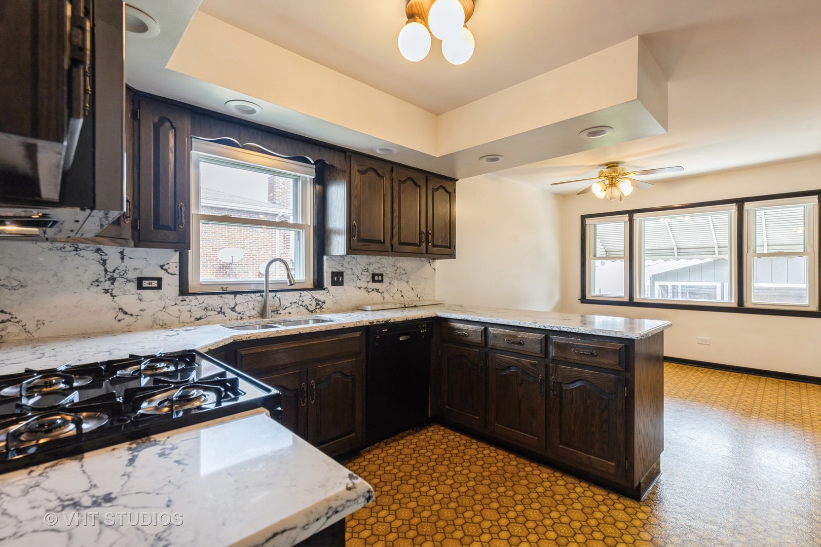 5341 S Austin Avenue, Chicago, IL 60638