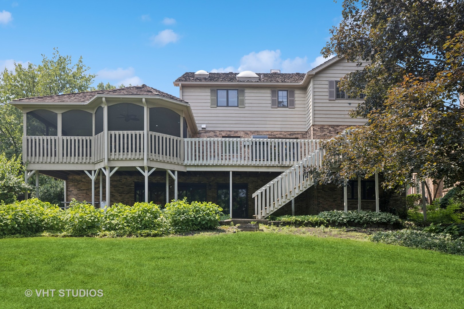 7565 Woodland Lane, Burr Ridge, IL 60527