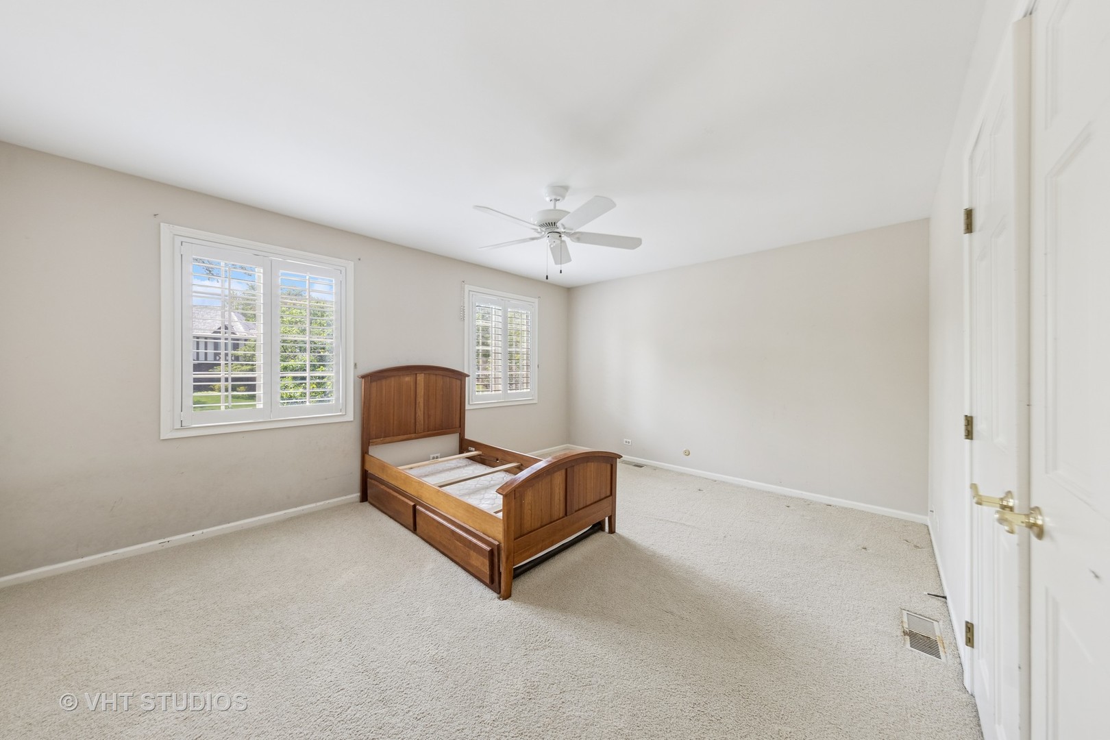 7565 Woodland Lane, Burr Ridge, IL 60527