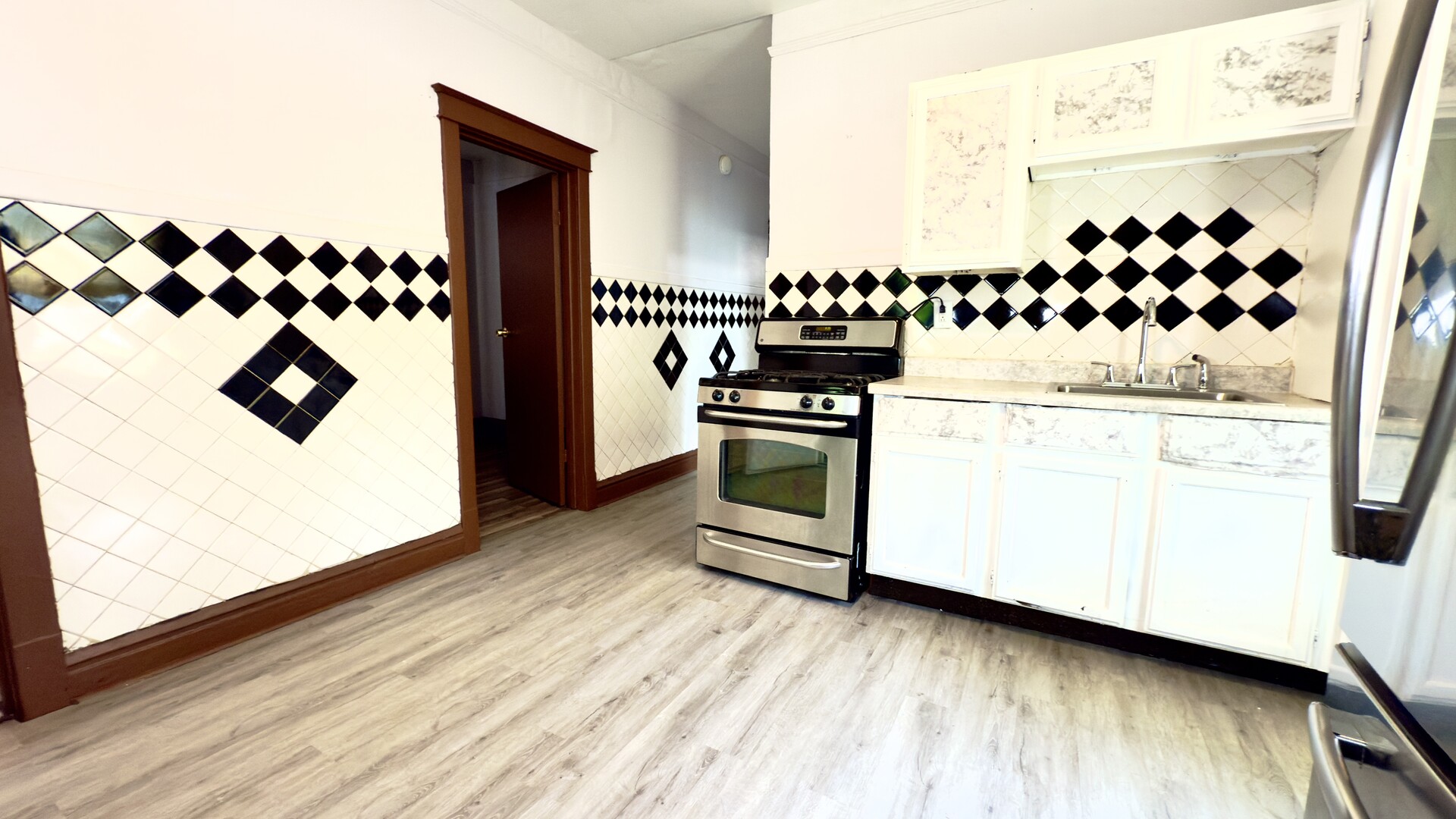 8232 S Marquette Avenue #1, Chicago, IL 60617