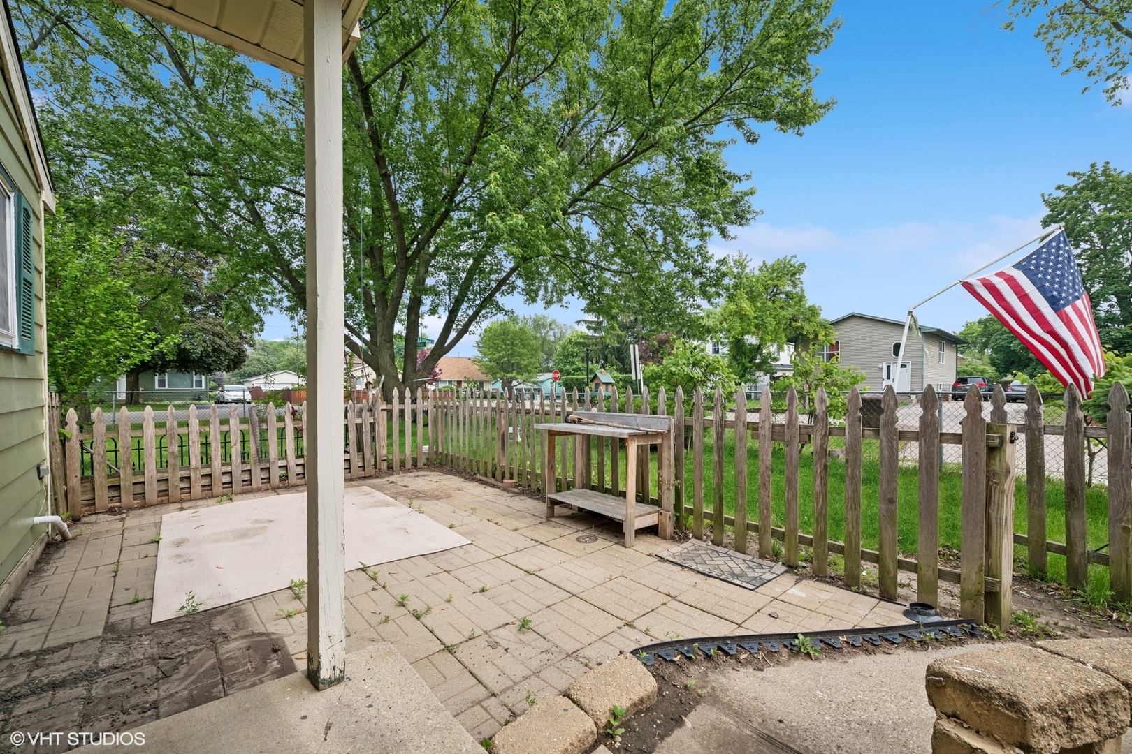 908 Diana Court, Round Lake Beach, IL 60073