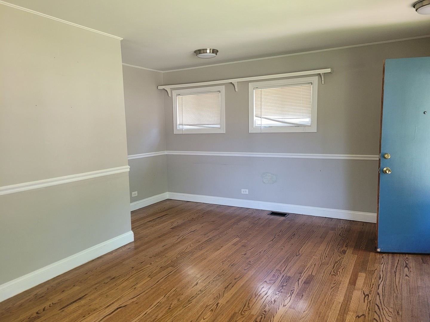 415 chicago Avenue, Downers Grove, IL 60515