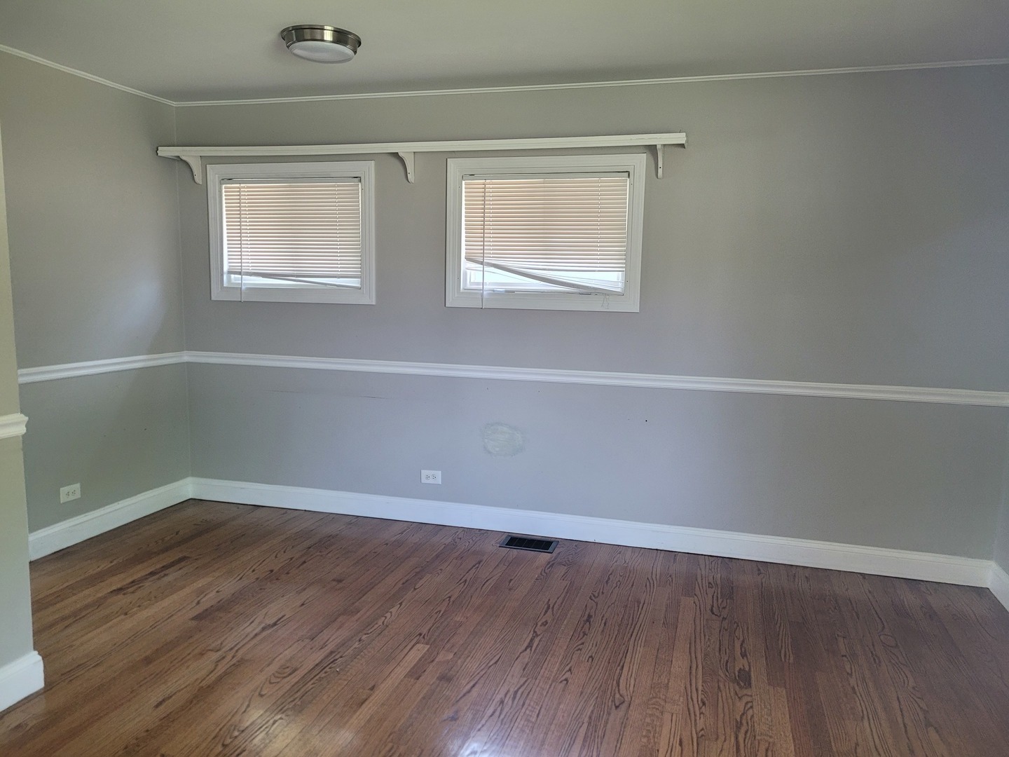 415 chicago Avenue, Downers Grove, IL 60515