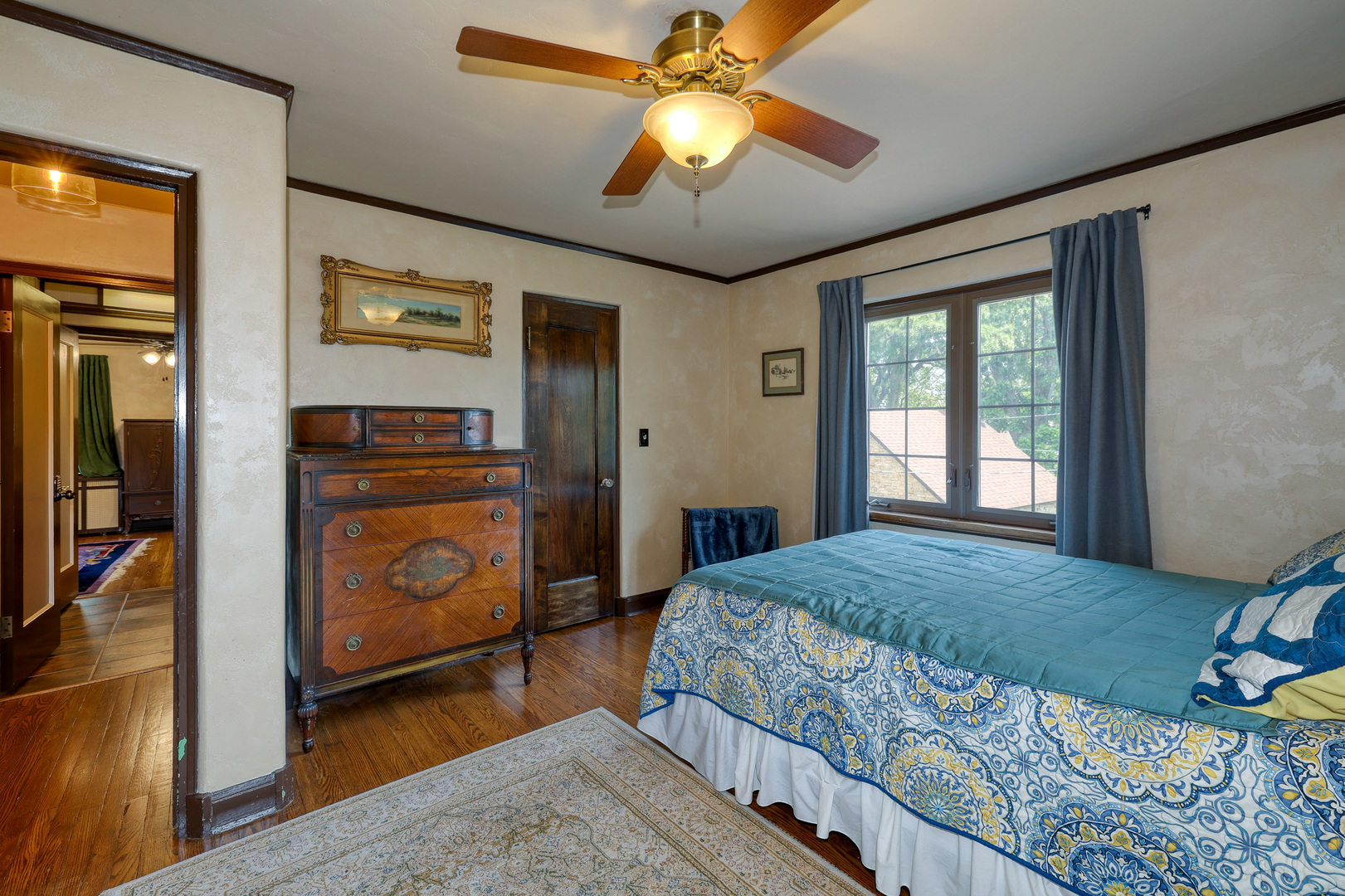 41 Hamilton Avenue, Elgin, IL 60123