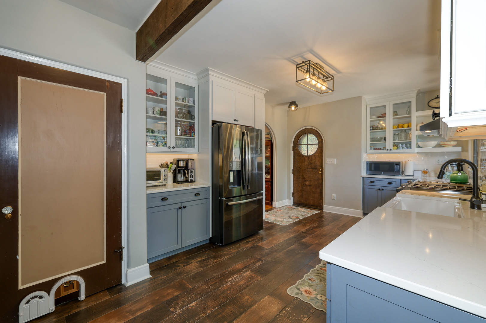 41 Hamilton Avenue, Elgin, IL 60123