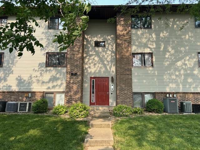 1920 Tracy Drive #20, Bloomington, IL 61704