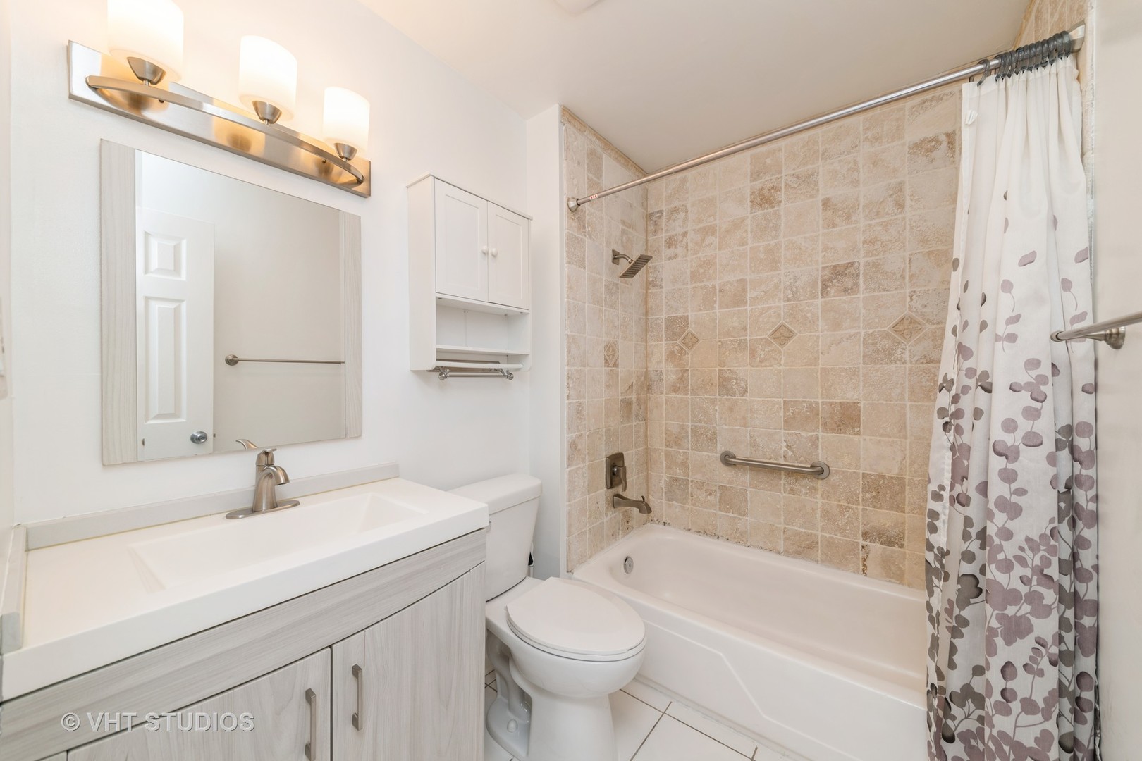 1511 N Windsor Drive #305, Arlington Heights, IL 60004