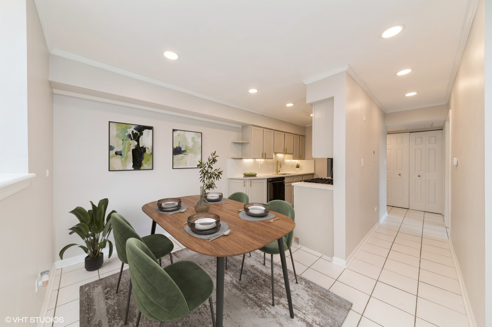 1511 N Windsor Drive #305, Arlington Heights, IL 60004