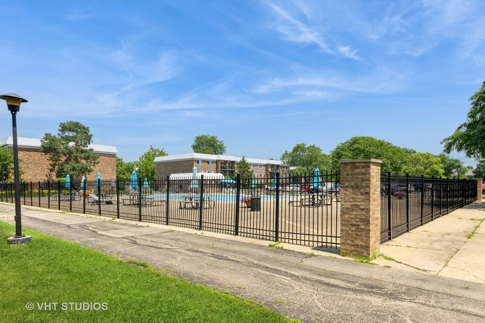 1511 N Windsor Drive #305, Arlington Heights, IL 60004