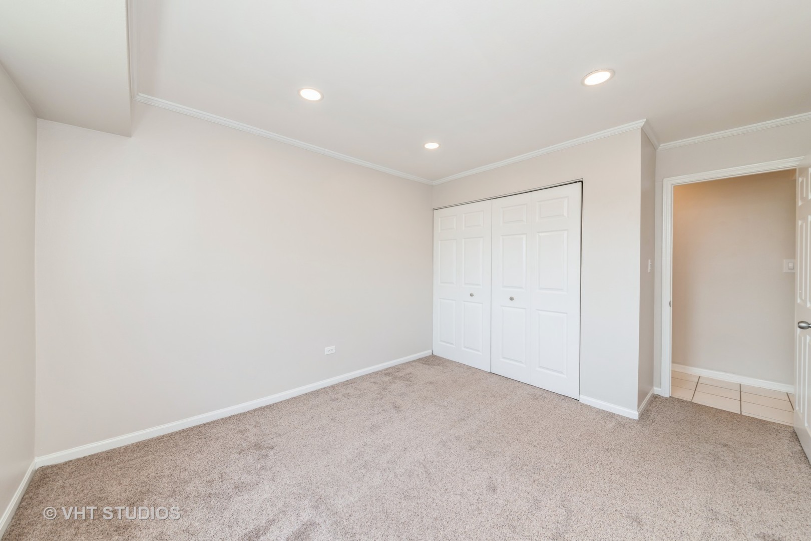 1511 N Windsor Drive #305, Arlington Heights, IL 60004