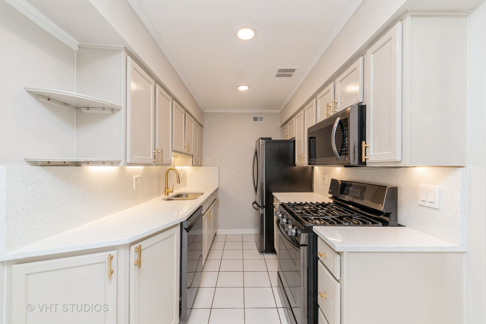 1511 N Windsor Drive #305, Arlington Heights, IL 60004