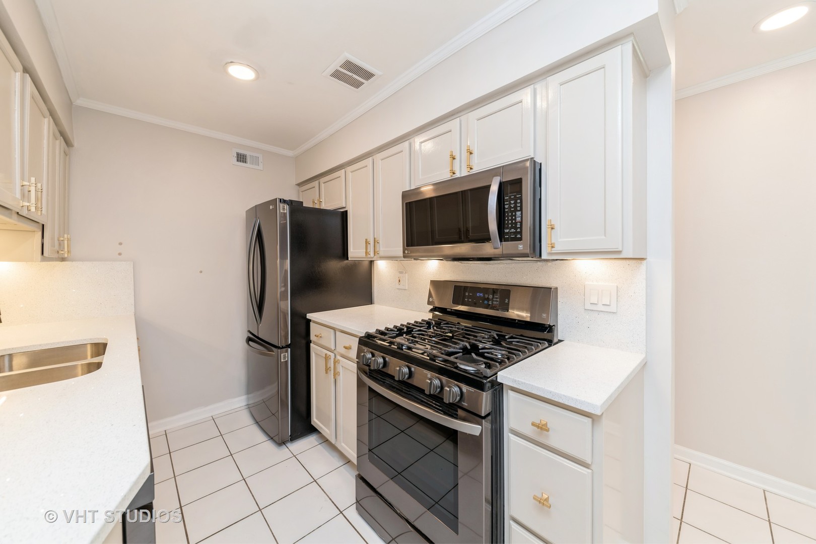 1511 N Windsor Drive #305, Arlington Heights, IL 60004