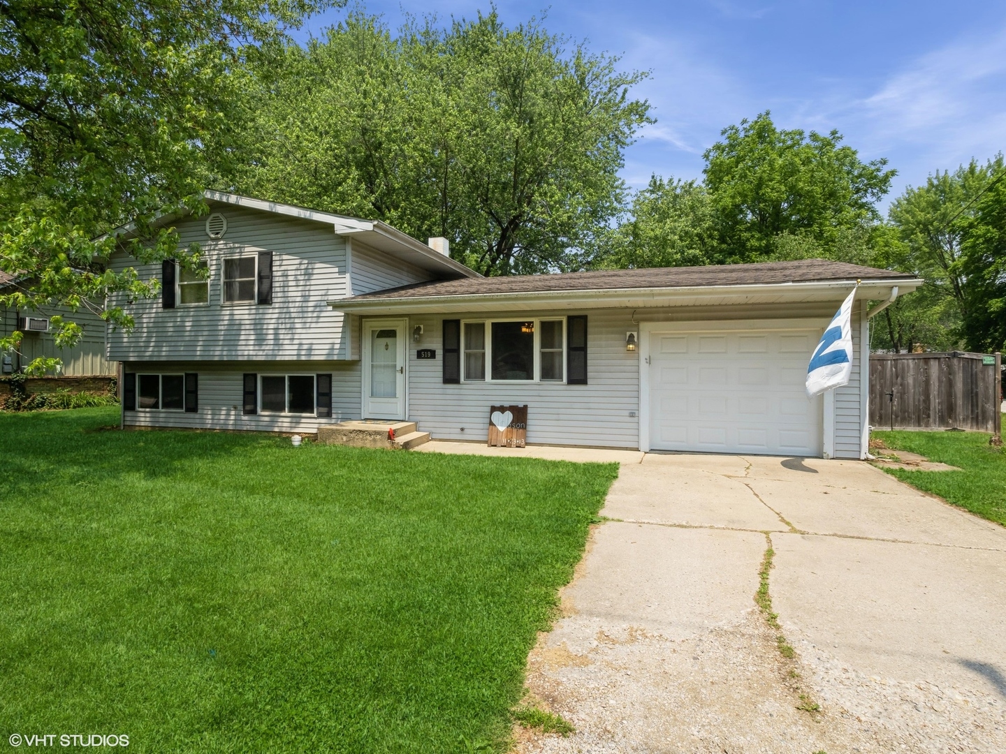 519 E Lee Street, Plano, IL 60545