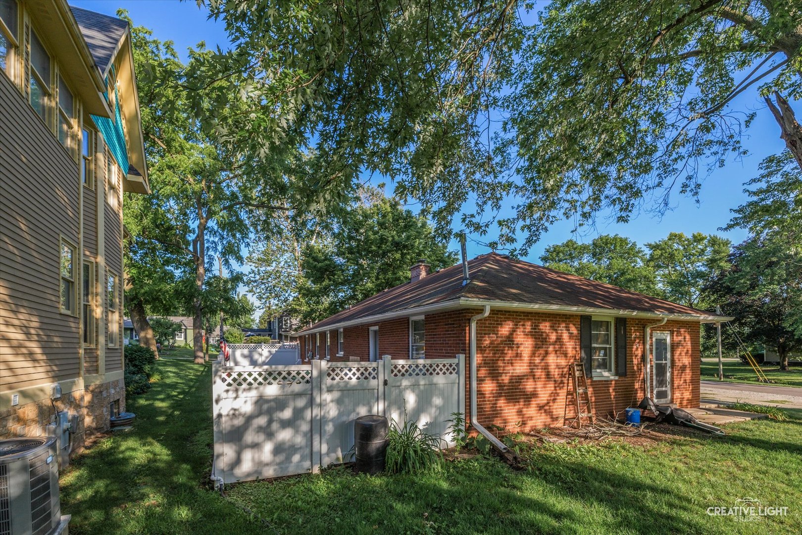 26 E Tyler Street, Oswego, IL 60543