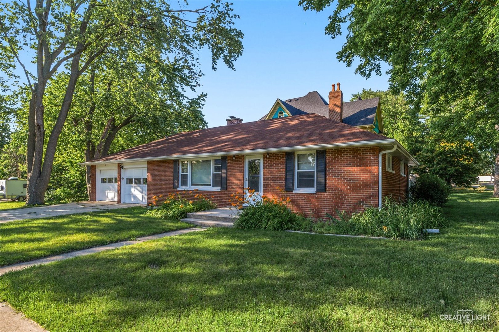 26 E Tyler Street, Oswego, IL 60543