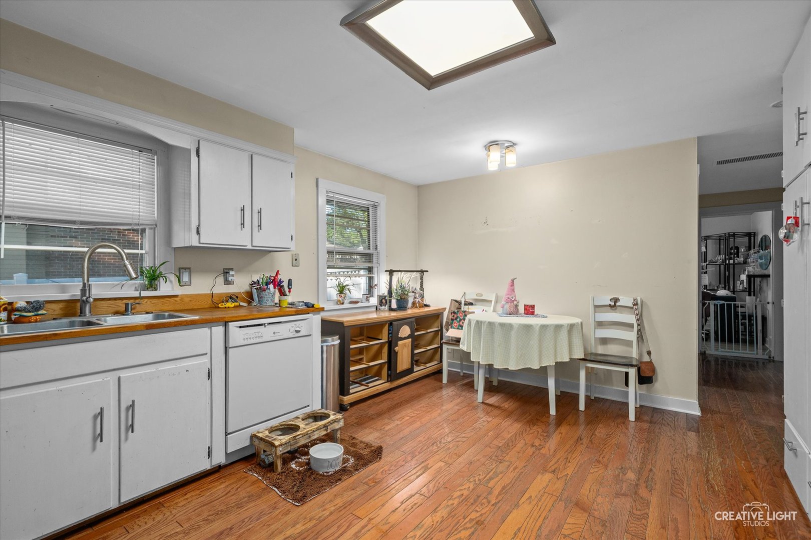 26 E Tyler Street, Oswego, IL 60543