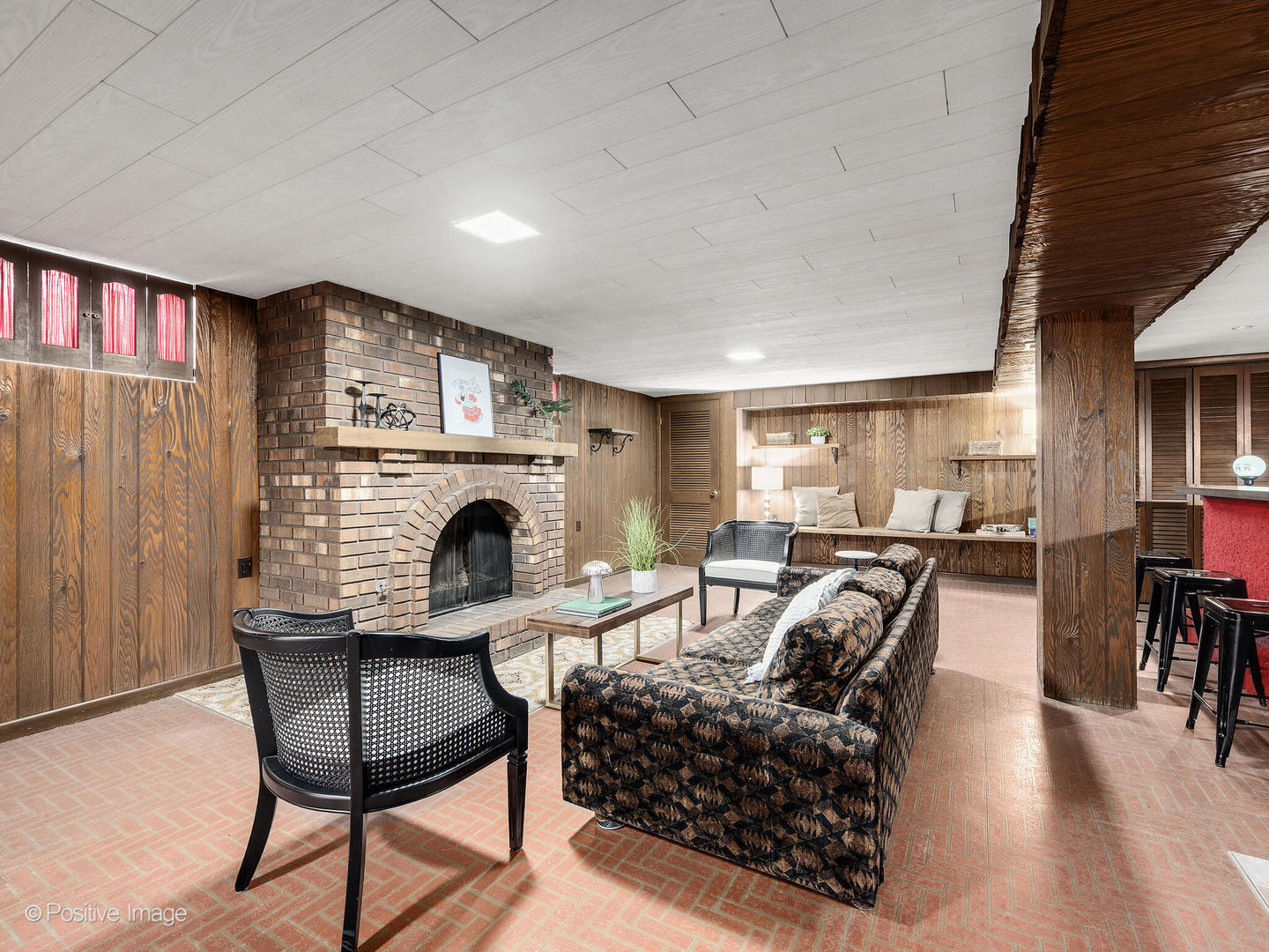 941 Meadowcrest Road, La Grange Park, IL 60526