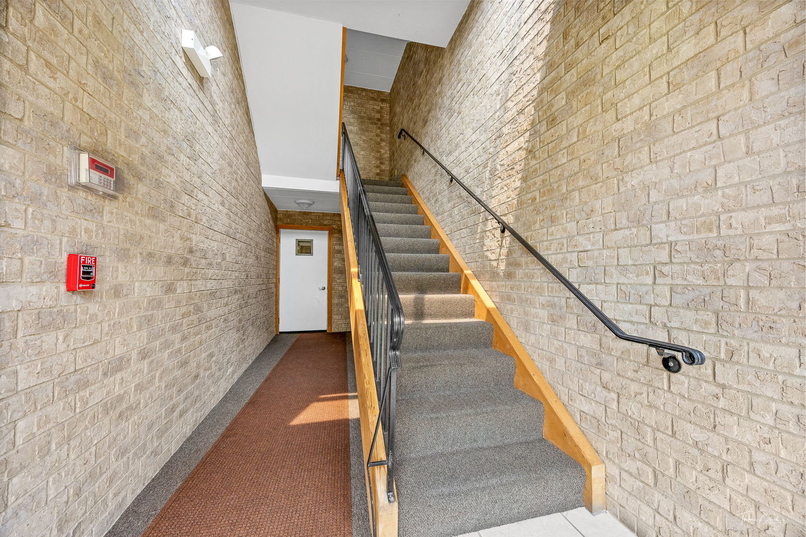 13935 Le Claire Avenue #307, Crestwood, IL 60418