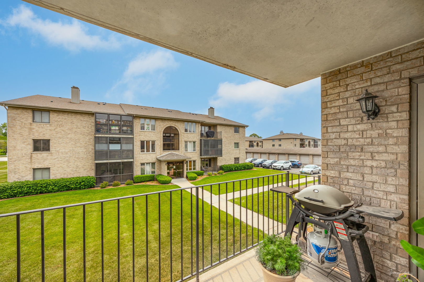13935 Le Claire Avenue #307, Crestwood, IL 60418